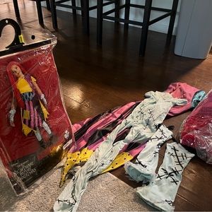 Halloween Costume, Sally Nightmare before Christmas.  Medium 7-8 with wig.